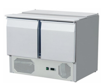 Saladette 900 med 2 dør och 1 rust pro (323x560) 